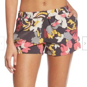 Patagonia Barely Baggies // Women's Shorts Sz Medium